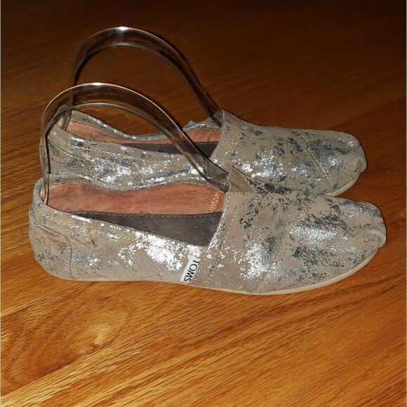 Toms Espadrille Flats  - Picture 1 of 8